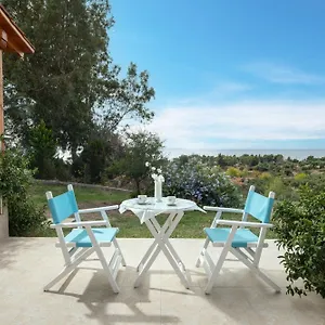 https://villa-vera-views.hotelschalkidiki.net